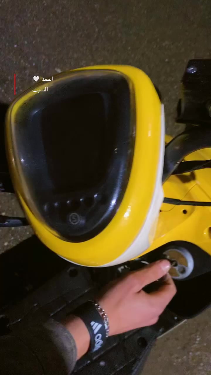 السلام عليكم للبيع بوليس باب اول ZKHمامفتوح شرط موديل 2023 سعر 675 او بي مجال للطيبين متواجد عل خاص او اتصل ***********
