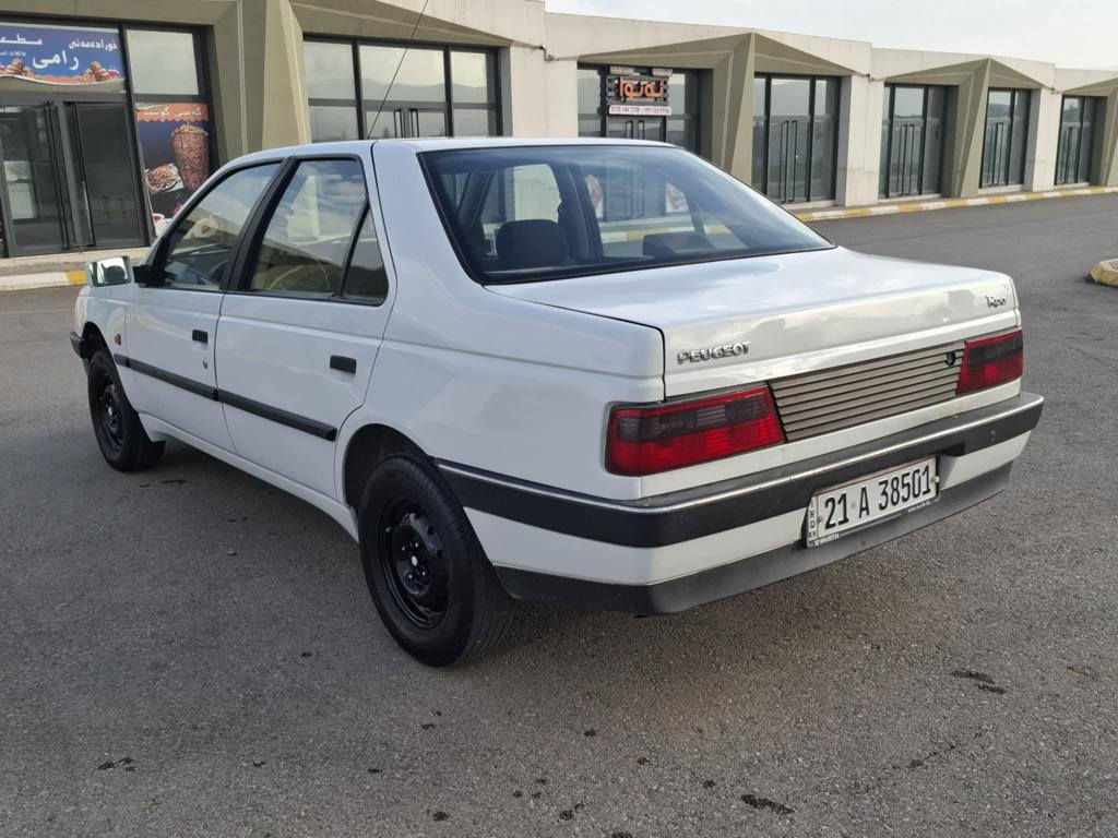 بیجۆ  ڕەوا  
مۆدێل 2009  گێڕ عادی 
سعر ( 39 ) گەڵاو مجال 
***********
***********
بێ بۆیاخ و بێ لێدران سۆنەرم داناوە 
گێڕو مەکینە و ئەکسل و تبرید و تەقەو ڕەقەو کارەبای بەشەرت .
زۆر پاک ماوەتەوە هیچ مەسرەفی تیانیە . 
تبرید ساردو گەرم مەسبوت ئیش ئەکات  . 
سەنەوی و ڕەقەمی تازەیە 
هەزەی تازەیە .
شاشە ئایپاد .
تحویل غرامە بەشەرت .
مشتەری تیل بکە. السليمانية, العراق
