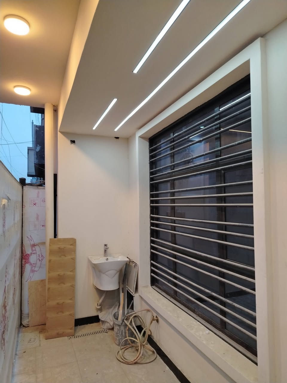 #مكتب_نيوهاوس_للعقار
للبيع مشتمل ٥٠م ٣ طوابق حديث

منطقة الامن الوطني الثانية

......

اعلان رقم ٣٨٨

......

مشتمل ٥٠م ٣ طوابق حديث بناء ٢٠٢٥

في منطقة الامن الوطني الثانية بين الديوان والسوق في حي الجهاد

واجهة ٥ نزال ١٠ 

٣ نوم

صحيات عدد ٢

ديكورات داخليه

فارغ مامسكون

للاستفسار *********** متوفر واتس اب اتصال

مكتب نيو هاوس للعقار الكائن في

حي الجهاد الديوان مقابل الامانة قرب كوفي ركن الديوان
