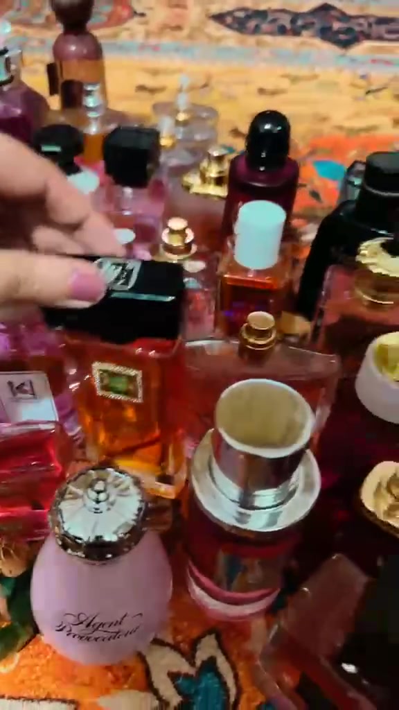 عطور للبيع العدد ١٩٠ قطعه ماركات فرنسيه و خليجيه بالك كويتي اصلي ١٠٠٪؜ شرط الفحص السعر 760 يعني القطعه ب ٤ الاف عليك


**إذا كنت صاحب هذا الإعلان وتريد حذفه لأي سبب، رجاءا أرسل رسالة إلى الدعم الفني**