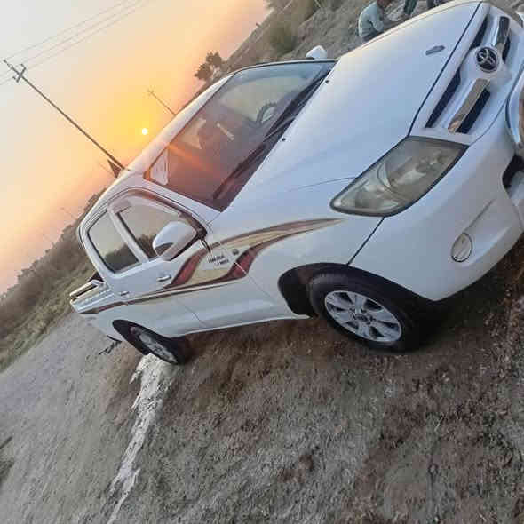 سلام عليكم اخوان سياره فلاونزه موديل ٢٠٠٧ مكفوله عفاله عامه كهربائيات كله شغاله تبريد شغال السعر ١٣٥ وبيها مجال مكلف بل نشر ***********
