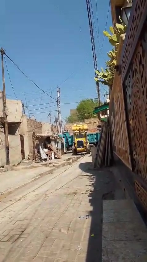السلام عليكم يوجد لدينا كادر تفليش البيوت وقلع الاراضي و قص الرباطات وحفر جرف وقطع البيوت وتگشير الجذران با نسب السعار بغداد فقط يوجد واتساب اتصل وبخدمتك ***********
