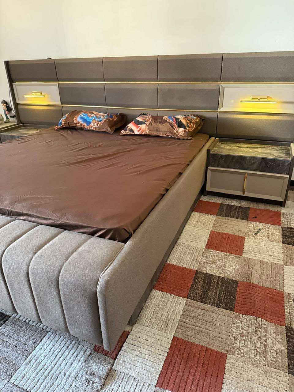 للبيع غرفه غير مستخدمه فقط منصوبه
١٠ قطع  تركي درجه اولى من شركة العالميه 
ماخذيهه ب ٢٨ ورقه سعر البيع حاليا ب مليون و ٢٠٠ بيهه مجال بصيط 
الموقع بغداد المنصور 
للتواصل خاص موجوده


**إذا كنت صاحب هذا الإعلان وتريد حذفه لأي سبب، رجاءا أرسل رسالة إلى الدعم الفني**