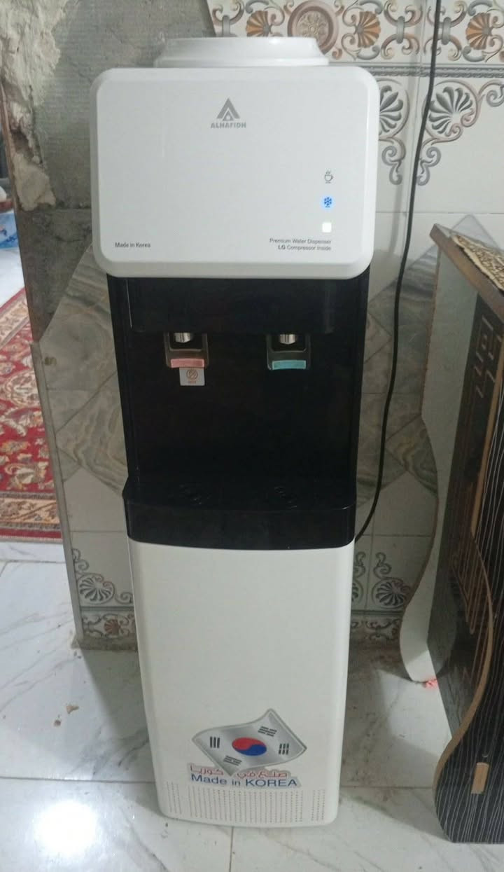 السلام عليكم مكينه خياطه برذر
غير مستخدمه تخيط خياط عادي و أوفر

براد شركه الحافظ

 للبيع للأستفسار خاص


**إذا كنت صاحب هذا الإعلان وتريد حذفه لأي سبب، رجاءا أرسل رسالة إلى الدعم الفني**