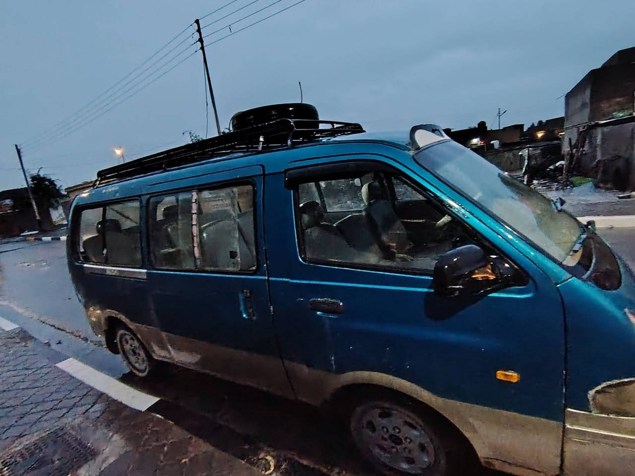 بريجو 95 رقم نگليزي باسمي سنويه 27 الشهر السادس   تنتهي مصفره هيئه وغرامات  مكينه بيه تبخير  الگير الثالث يفلت  مكاني السياره البصره الزبير  السعر 45   
اي استفسار هذا رقمي ***********
