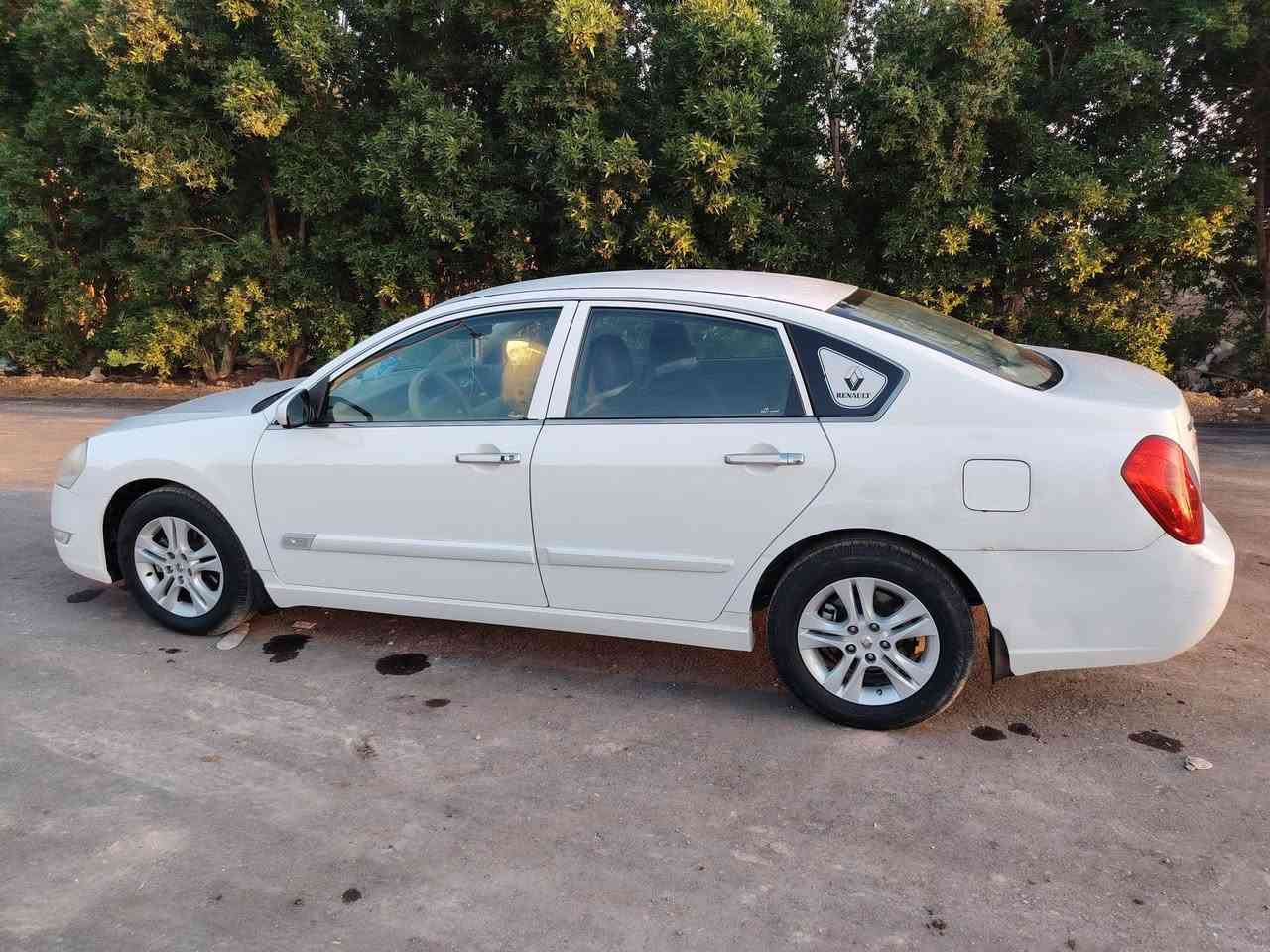 رينو سافران موديل 11مكفوله بيه بس بارد بلجاملغ الخلفي رقم ميسان مكانه ميسان سعر 108 للتواصل ***********
