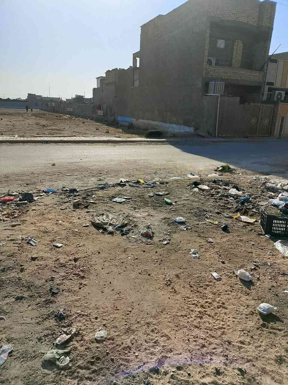 السلام عليكم قطعه للبيع 100متر حي سلام بغداد قرب المستشفى الجديد الي بفضليه ***********
