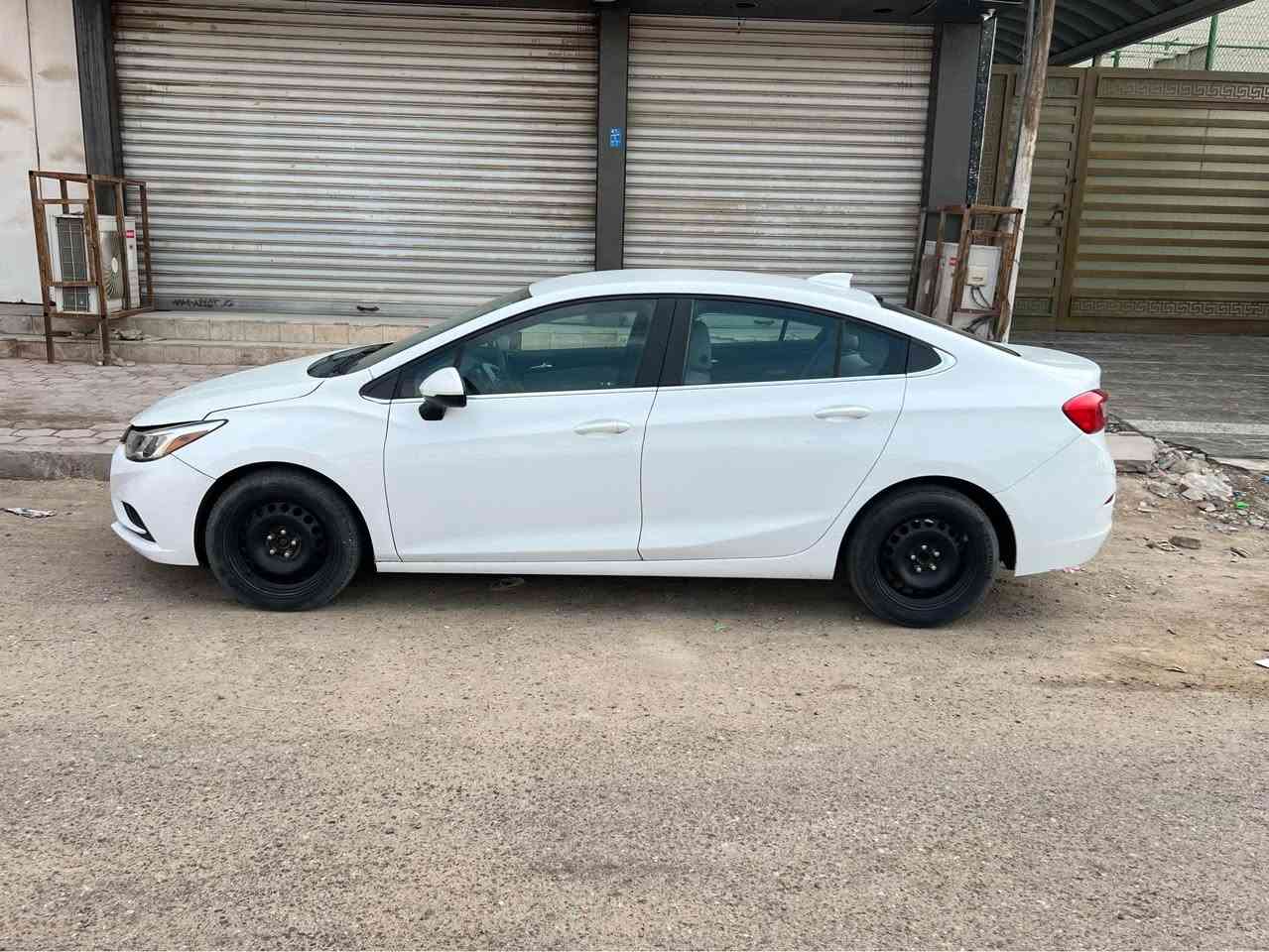 سلام عليكم 
 شفر كروز LT 2019
وارد إمريكي للبيع او مراوس برادو مع الفرق 
رقم بصرة  ب اسمي 
 حادثها جاملغ وبنيد وبيهة بالعراق  صبغ نص الباب الورا والدوسة عكس السائق 
• الجاملغ والبنيد مبدلات
بدون دواخل • (كما موضح بالتقرير) 
مكان السيارة بصرة 
*********** البصرة, العراق
