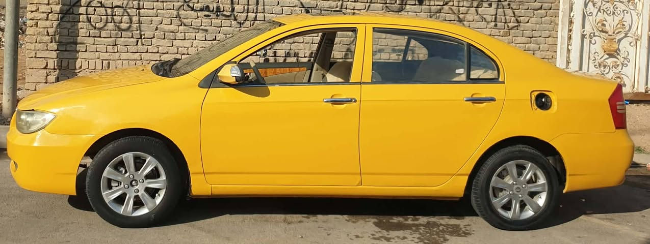 ليفان 620 موديل 2013 رقم واسط رقم الماني
صبغة جديدة تبديل جاملغ امامي والباقي كفالة شرط الفحص مكينه كورلا شد جديدة كير عادي تكدر تشد اوتوماتيك حدادية جديدة  تبريد عوزه بس غاز سيارة جديدة وخير من الله   العنوان واسط السعر 40 
***********
