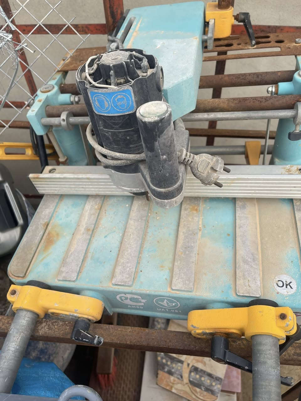 للبيع ❗️❕❗️                    معواجه وتفريز كيلون. للاستفسار الاتصال ع واتساب ***********
