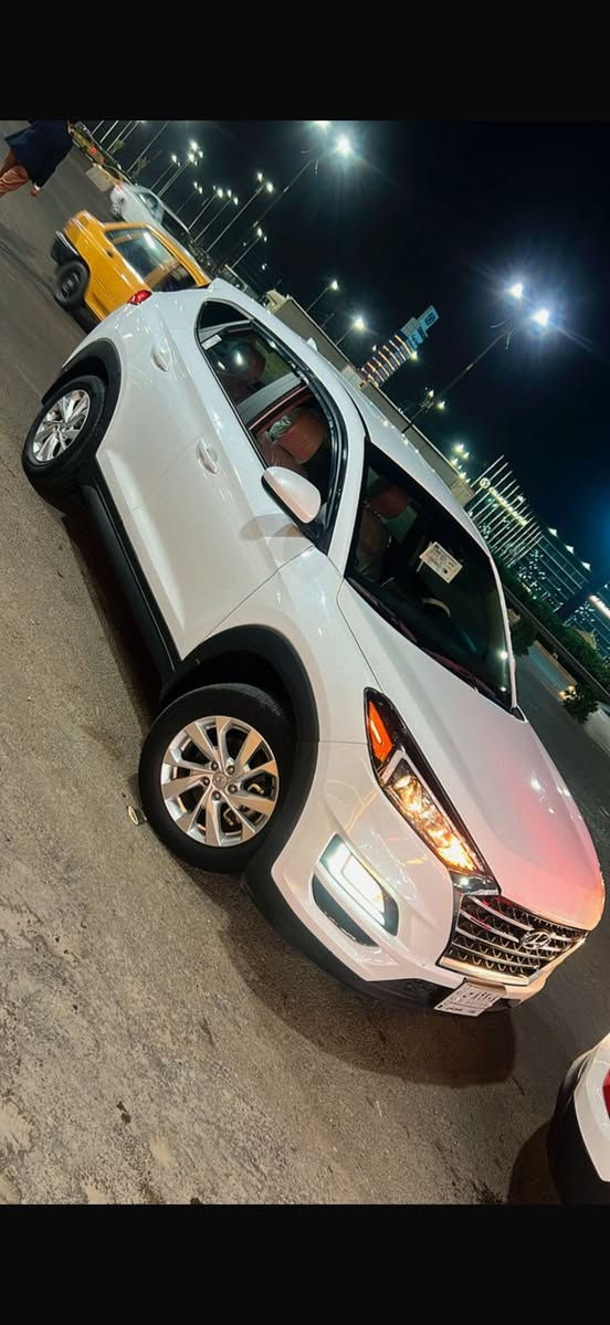 سلام عليكم توسان 2021 امريكي للبيع صوره الحادث مرفقه بلمنشور مكينه وكير مكفولات مكاني جميله 
للاستفسار *********** السعر 170
