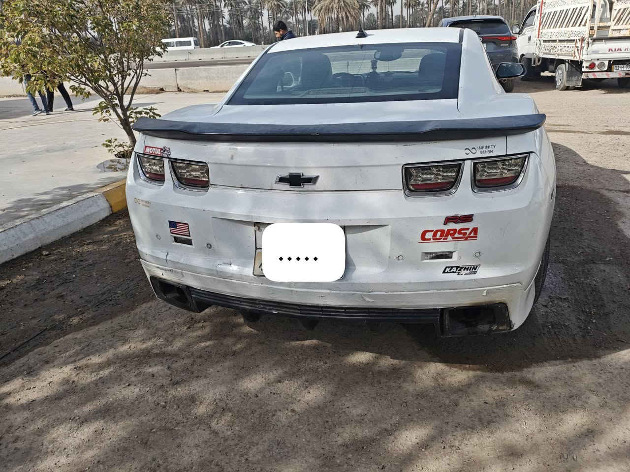 السلام وعليكم    السعر ( ٧٨ )كمارو موديل ٢٠١٠ فول مواصفات سلايت اربع كيجات  السياره
محرك ويه التفرعات شاده جديده وكير جديد
رقم شمالي
اخوان السياره بيهه بدايه الجاملغ والبنيد صبغ هذا حادثهه والجاملغ الثاني طخه بسيطه ماصلحته بدلته يعني تصلح الجاملغ موجوده صورته ترجع بلاديه 
مكاني بغداد التاجي 
***********
