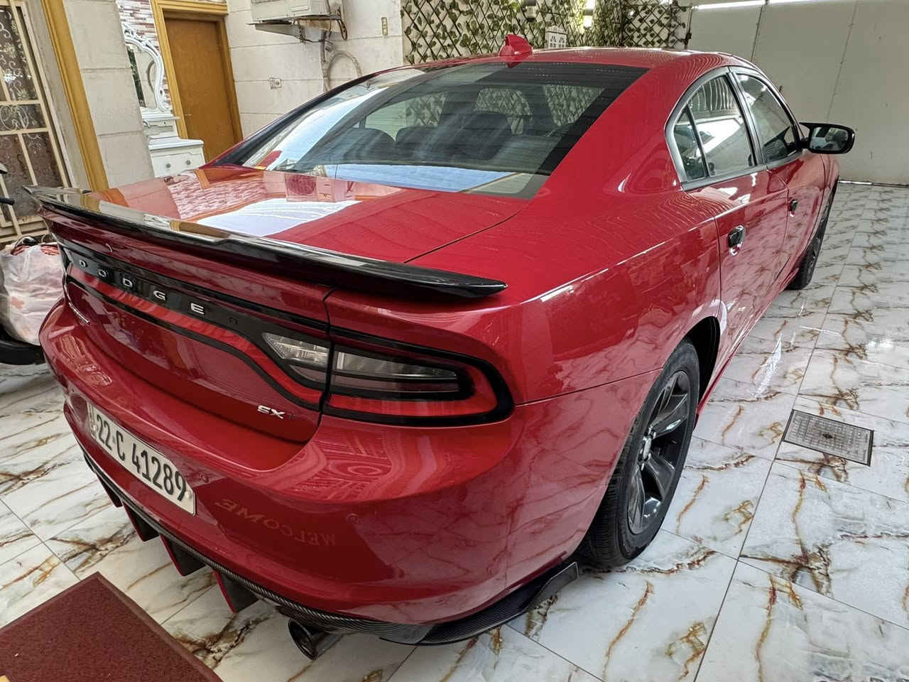 السلام عليكم جارجر 2015 محرك 6v رقم اربيل هزه لحد ٢٠٢٦ شهر السادس كلين بدون حادث بدون صبغ فقط بارد سونار بالمنشور رقم اربيل تحويل او وكاله بدون اين نقص كير مكينه مكفوله حداده نص عمر مامشتغله خط تخم تاير ماشيه ١٦ الف  كشن حضن شاشه جبيره  تشغيل عن بعد الجيك ان طافي للبيع فقط *********** ابو شاهين السعر ١٨٥ وبيها مجال مكان ميسان
