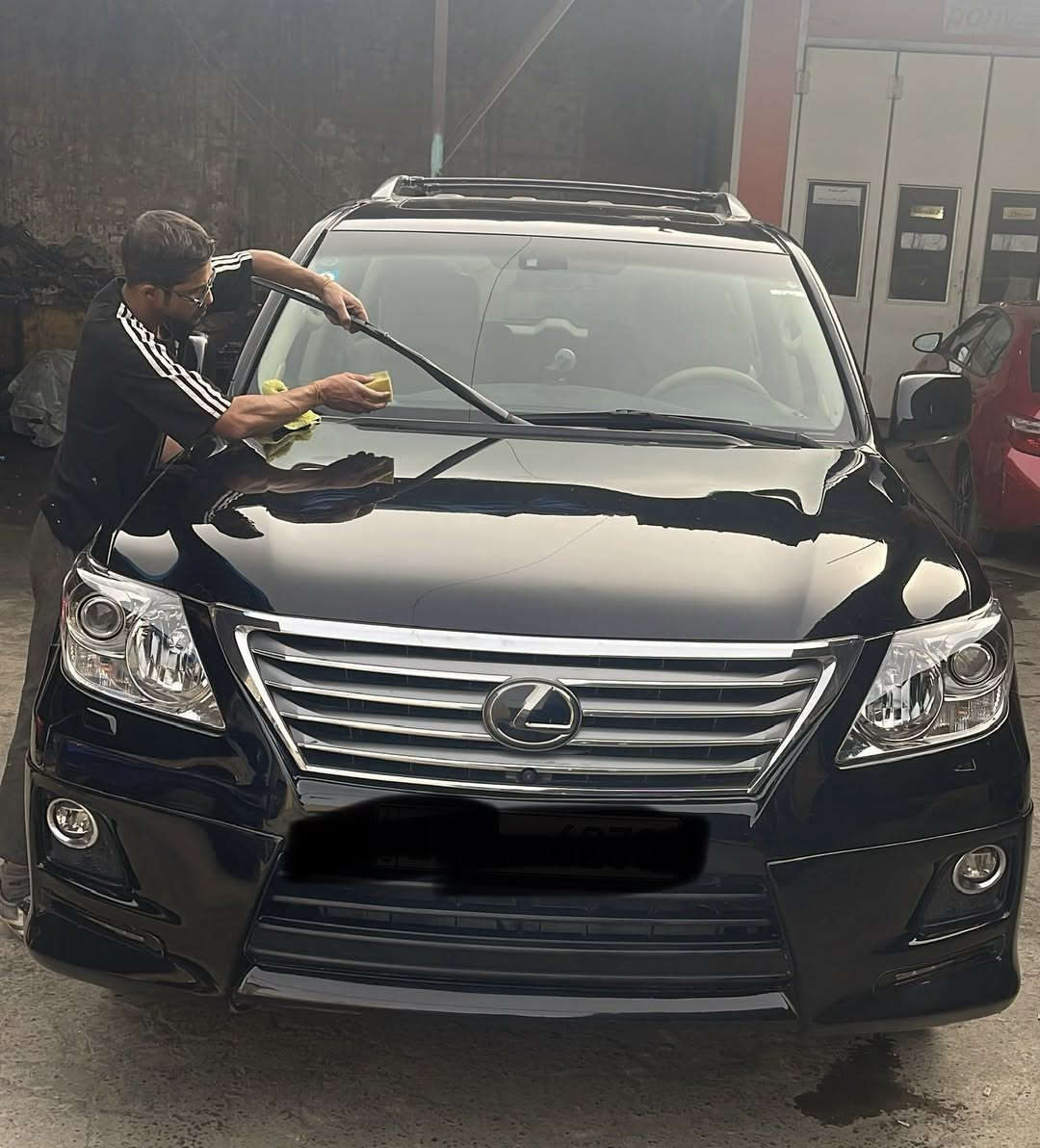 سيارة لكزز رقم بغداد مميز ٤ ارقام خليجية بحالة ممتازة جدا في بغداد بسعر ٦٠ مليون نقدا فقط بدون مراوس

للتواصل واتس اب
***********
