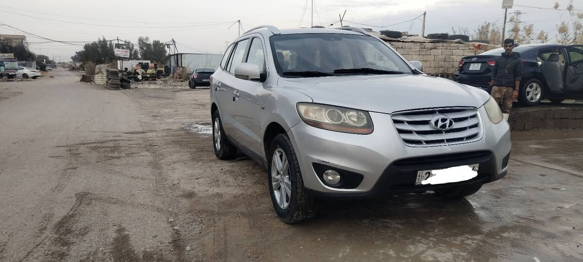 سنتافي 2011 بانزين 6 سلندر #ادوات_كصه_جنطه_شغل_باجات_درجة_اولئ
دخول جديد بعده بريحة كوريا ما ماشيه بالعراق
رقم شمالي انكليزي وسنويه ع رقم الشاصي 
كير محرك حداديه بالكارتون مكفولات. 
كشنات كهربائي جلد حساسات خلفي  
شفط مرئي  تحكم ستيرن
#تبريد_كهربائيات_كلهن_شغالات
تخم تاير جديد
دواخله كارتون اسود ملكي
7راكب 
ربع ماتصرف عليه
ترايك وين ماتريد
سياره جاهزه ع آخر حبايه
#السعر_52_وبيه_مجال_بسيط
المكان بغداد 
 للاتصال ‌‏ ‏ ***********
