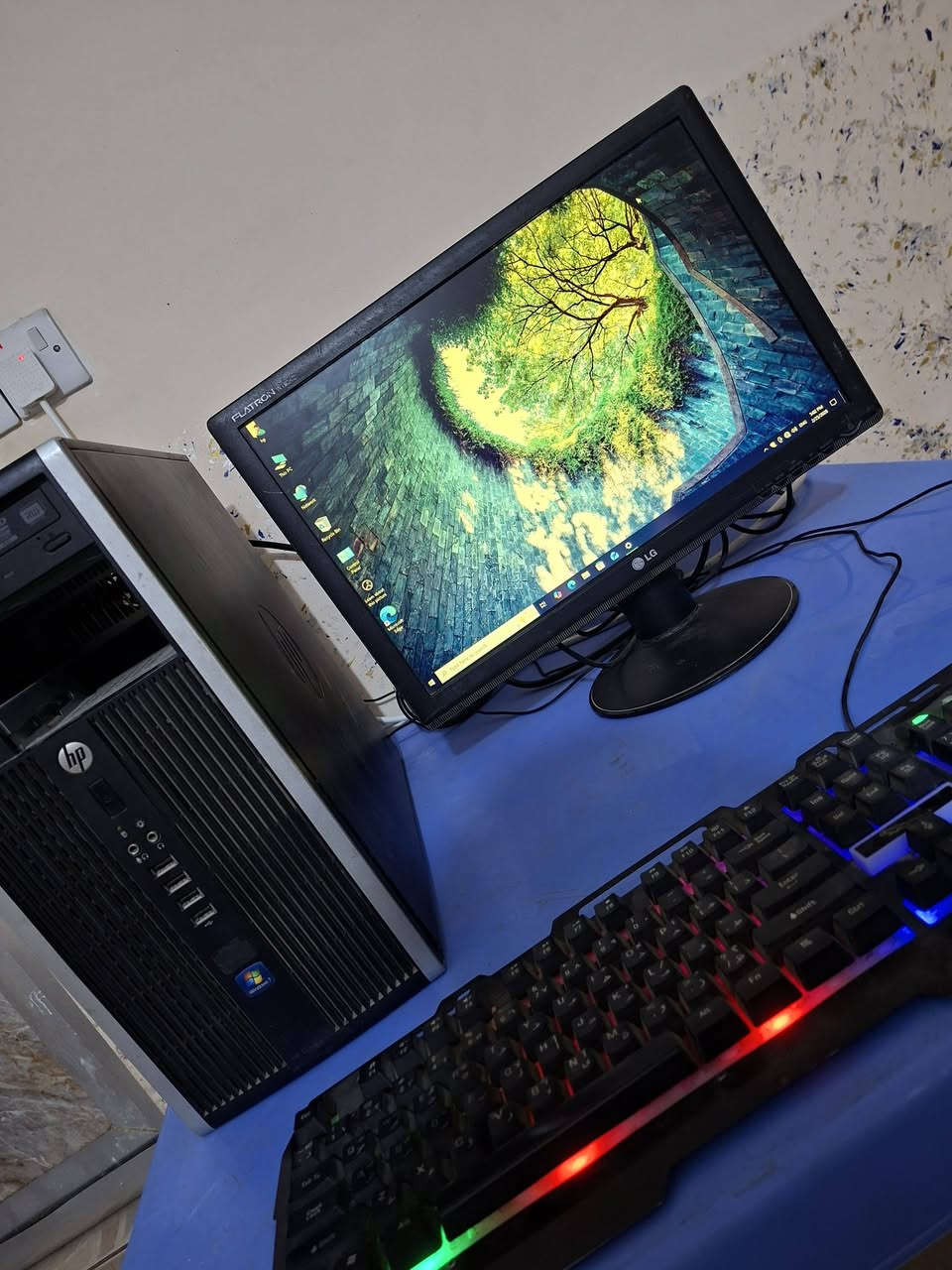 حاسبة للبيع
المواصفات 
معالج i5 2400
كارت شاشة ASUS GT 1030 2G GDDR5
هارد HHD 500
رام 10g 
الملحقات 
شاشة حجم 19 و ماوس وكيبورد 
السعر 150 الف 
مكاني بغداد الشعب 
رقمي ***********
يوجد توصيل
