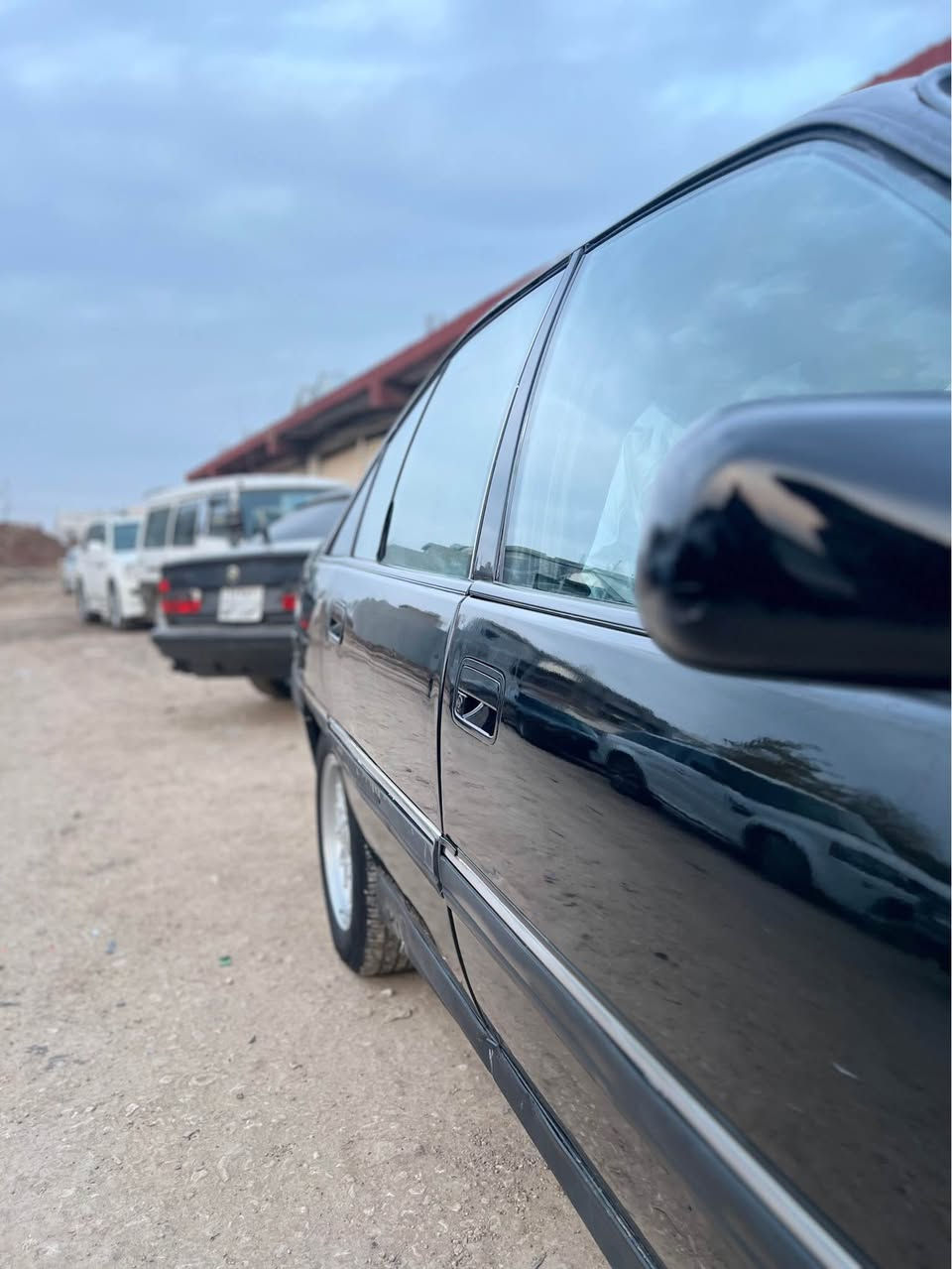 موديل ١٩٩١
مكينه ٢٠ 
گئر عادي
گئرو مكينه شرت
بئ دعمه ئك جار 
ساره عام به خه بو جانى
تحويل شه رت ***********
ساره خو دينار مه سره ف تئدا نينه
٢ وه ره قه غورامه يئل سه ر 
صعر ٤٥ و مجال
دهوك
*********** دهوك, العراق
