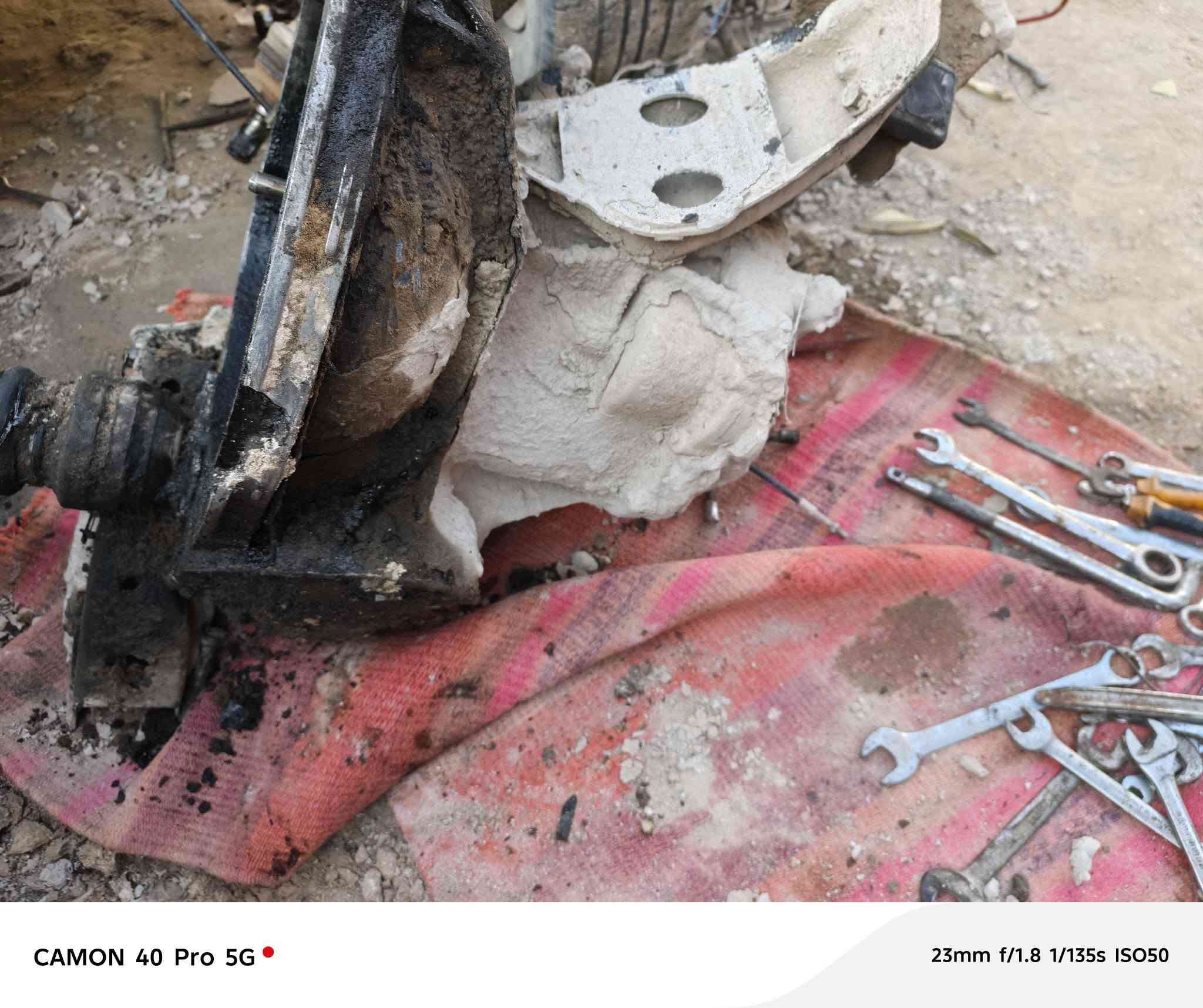 كير ومحرك للبيع كير شرط مابي كل عيب بس المحرك ينقص السعر ثنينهن ب200وبيهن ومجال‏‏‪0789 165 1827‬‏
