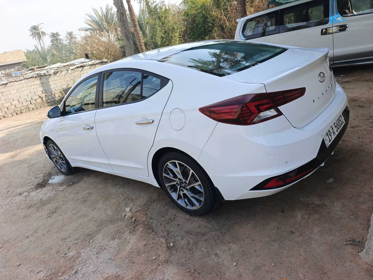 السلام عليكم النتره خليجي موديل 19سياره جديده مكفوله كفاله عامه عده طخه زغيره بدوسه فول مواصفات 1ع 1 فتحه سقف  بصمه تشغيل اشاير بلمري مري شفط يدات نيكل شاشه كبيره ابلاديه كامره دواره حساس امامي خلفي مانع انزلاق سياقه ذاتيه جنطه بصمه داخل صاج ارضيه مغلفه جلد بالكامل اوبعد بيه اهواي مواصفات ماشيه 150 مكينه 2000دوش جديده مامفتوحه كير كفاله تبريد ثلج حداديه جديده تدفاء  رقم كربلاء سنويه اوهزه جديده تحويل مباشر سياره جاهزه السعر 163وبيه مجال مكان السياره كربلاء طوريج اليريد يتصل وبيه خيرويدلل الرقم ***********5
***********
بيع اومراوس
