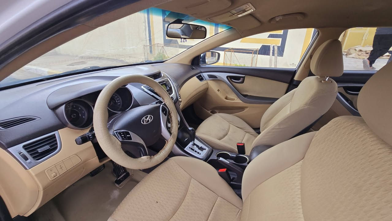 تحية طيبة :
النترا  2012 خليجي محرك 18  رقم دهوك باسمي  شرط  تحويل مباشرتا السيارة بحالة ممتازة والحمد لله .
الموقع  سنجار  
للاستفسار 
***********
