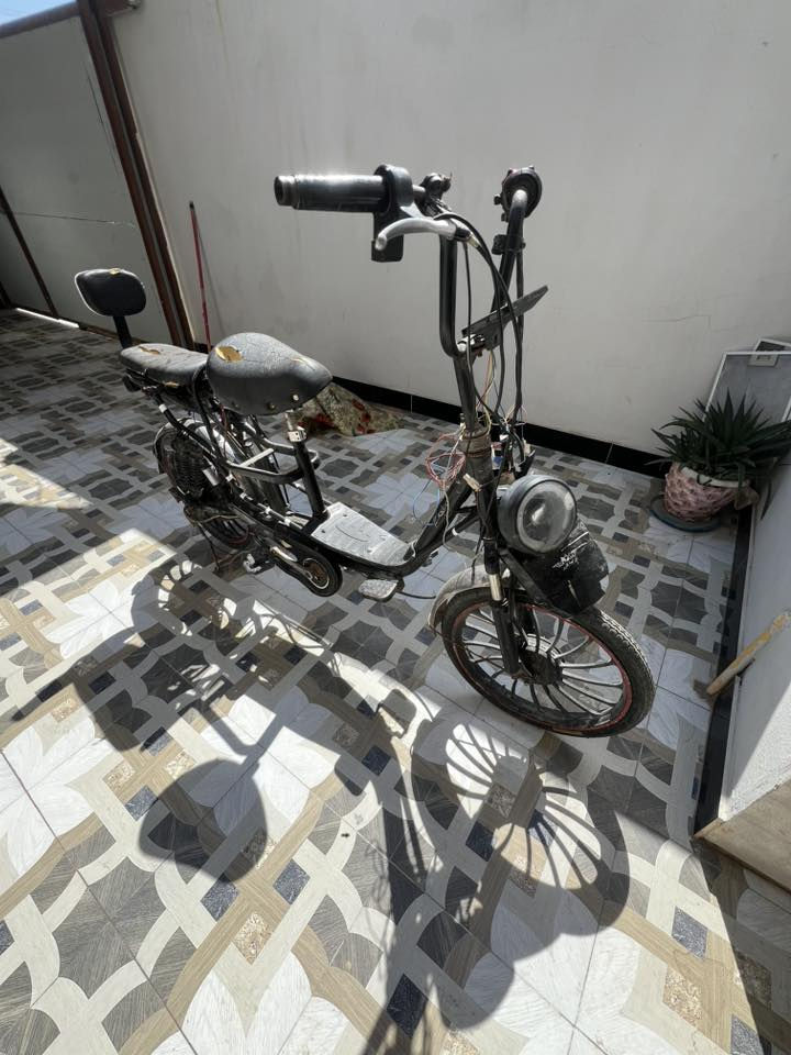 سلام عليكم باسكل شحن ((كوم حديد)) وياله كلها شغاله تايرات جدد شاشه شغاله سكليتر بس يرادله عقل ابيعلك كوم حديد سعرا ٥٠ الف قفل قفل مكاني ديالى بعقوبه ***********
