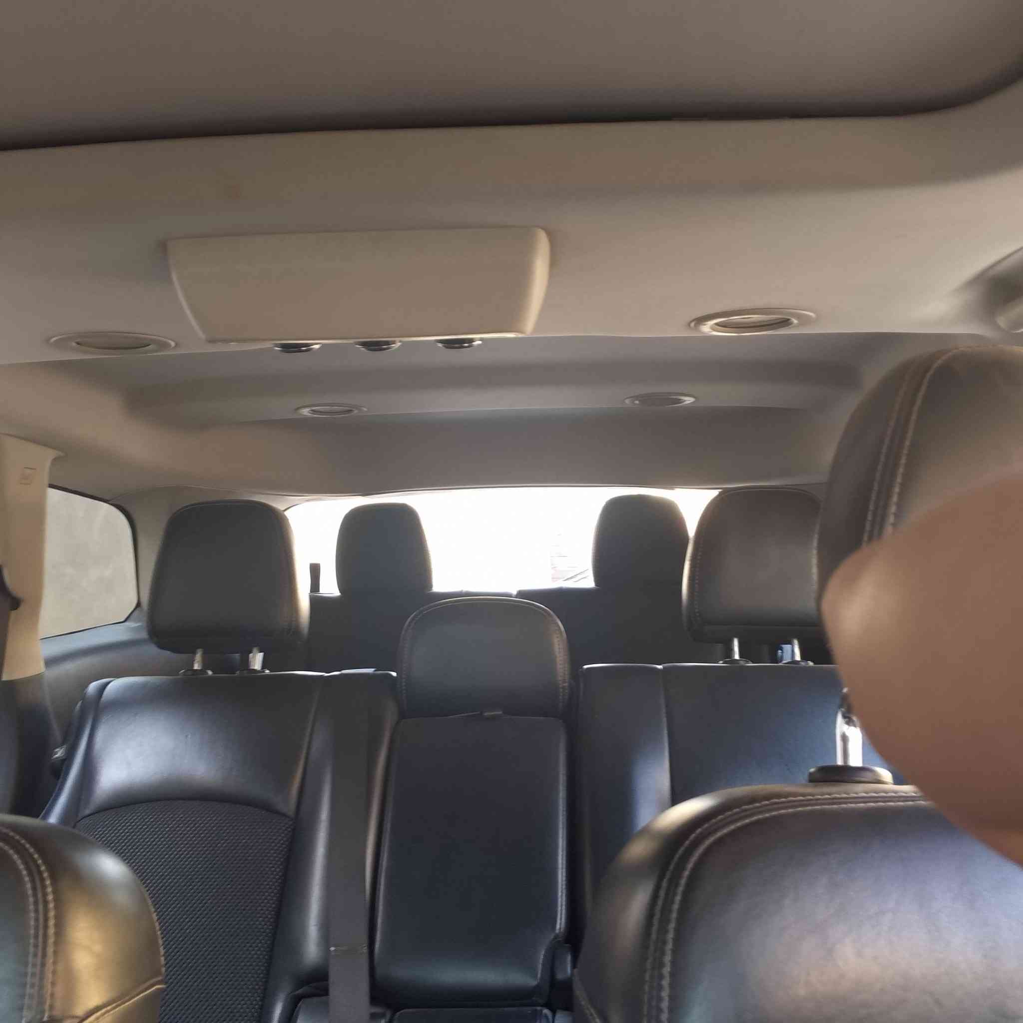 من رخصة الادمن المحترم
السلام عليكم
للبيع دوج جورني 2020 فئة Cruise Road فولل مواصفات: 
1- شاشة كبيرة
2- كشنات جلد
3- تحكم ستيرن
4- كشن السائق كهرباء
5- فتحة سقف
6- سبعة راكب
7- محرك 4 سلندر (2500 cc)  الوحيدة بالعراق
8- لونها رصاصي رمادي 
9- ويل حجم 19
10- السيارة بلاك توب (Black Top) 
 السيارة مختنكة من المواصفات مكاني بابل شوملي للأستفسار الاتصال بالرقم او خاص ***********
