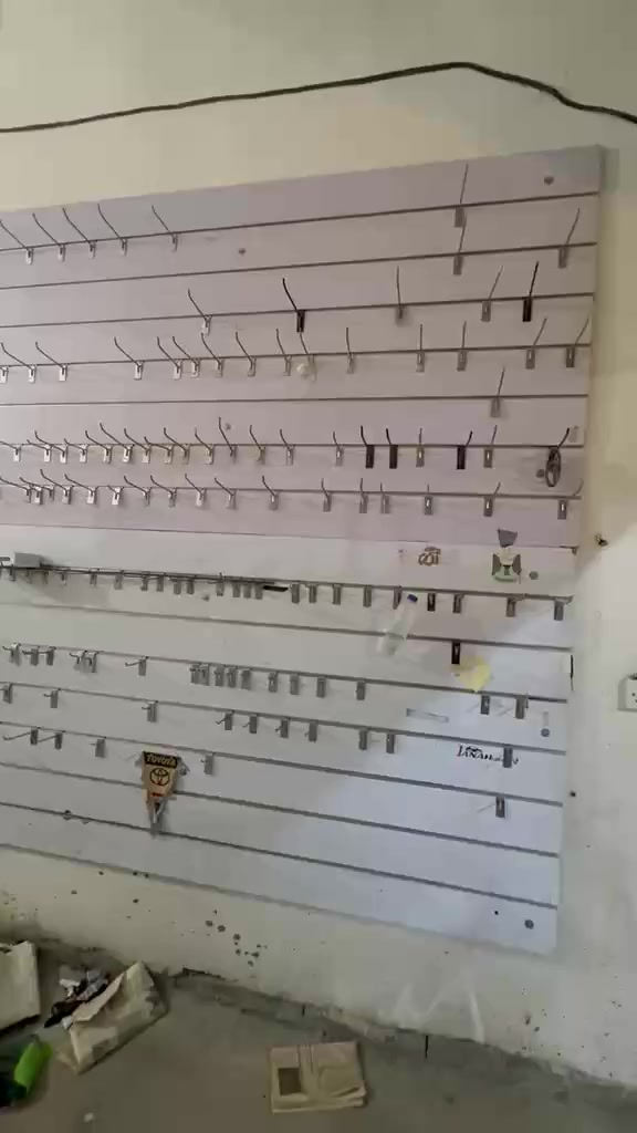 رفوف مال محلات للبيع 
هنه ولاميز للاتصال ‏‪***********‬‏
