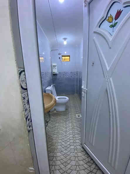 عروض ايجارات للعوائل فقط 
شقة موقع مميز للإيجار(عوائل فقط) 

المساحة / 90 م

الطابق الاول 

المحتويات / صالة مع مطبخ أمريكي - غرفتين نوم - مخزن - صحيات 

العنوان / الكرادة داخل - خلف محطة وقود ابو اقلام 

علماً ان البناية تحتوي على مصعد

للاستفسار عن السعر وباقي التفاصيل يرجى الاتصال على الأرقام التالية 

***********

***********

العادل للاستثمار والتطوير العقاري
