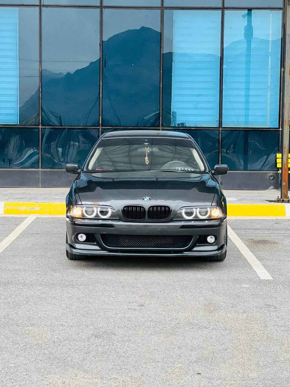 بى ام سقر مؤديل ١٩٩٩ ئارم پلاستيك هه ولئر مه كينه ٥٢٥ ى ده بل ديجيتال سه ياره كه عامه بؤ جوانى گئر تؤماتيك+عادى+سپؤرت سعر ٧٣ كه مئك مه جال 
*********** كويسينجاك, أربيل
