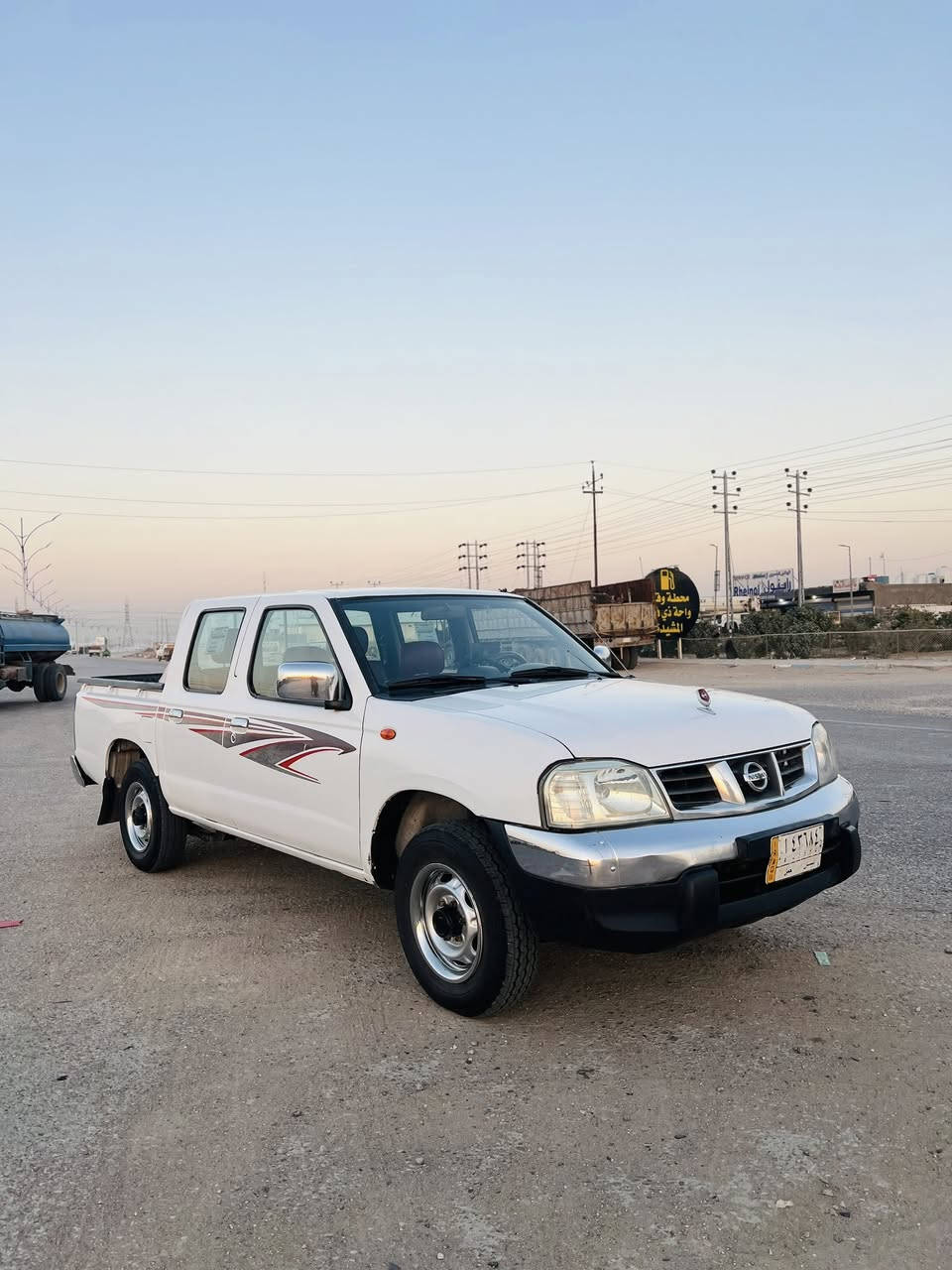 نيسان ١٦  رقم ميسان بسمي سياره جديده ماشيه ٢٣٠بيه صبغ باب البدي والباقي مكفول من ضربه وصبغ العنوان ذي قار حي اريدو السعر ١٥٥بيه مجال اعتذر عن المراوس بيع فقط الستفسار اتصل ***********
