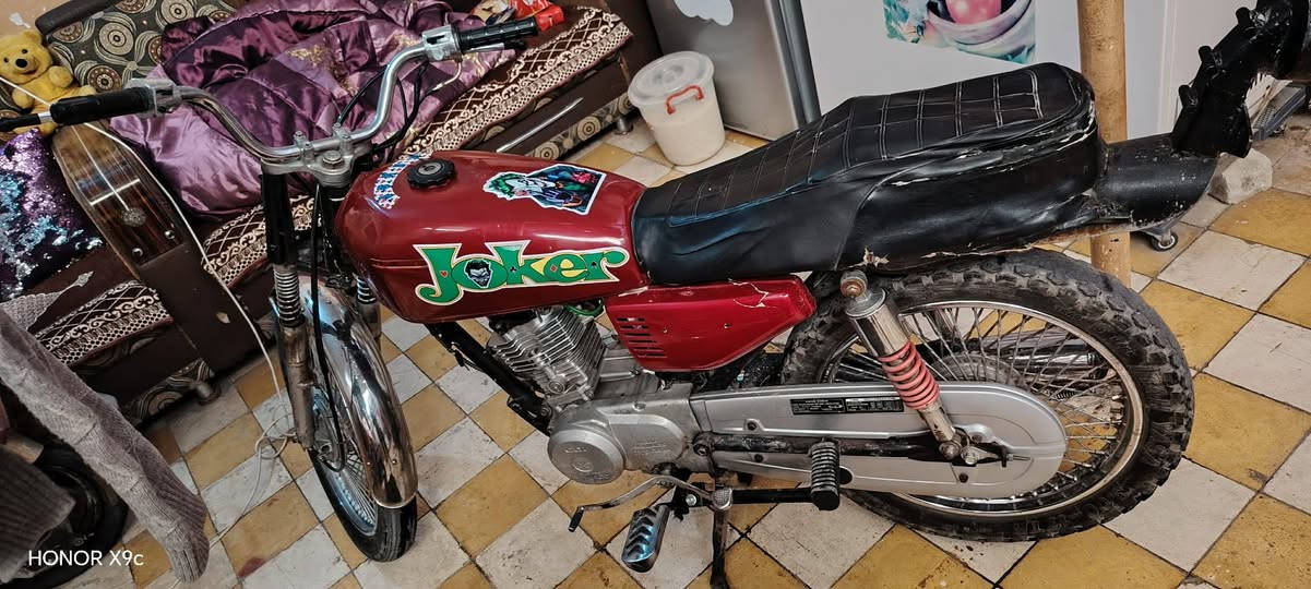 ماطور للبيع مطار نظيف وهذا قدام العين موتور السعر مالو 300 عنوان موصل جنب ليمن وادي حجر ***********
