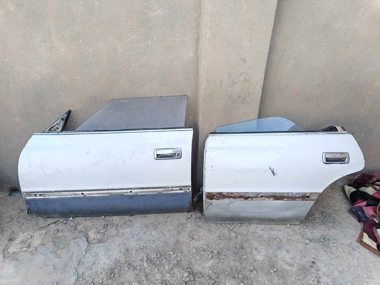 غراض شيزر عظم بسعر مناسب  مكاني نجف 
‏‪***********‬‏ وعندي بنيد بي عواج هم
