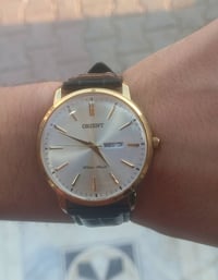 ساعة ORIENT ساعة صنع في اليابان  المينا صدف بحري قطر السالفه 40ملم طلا...