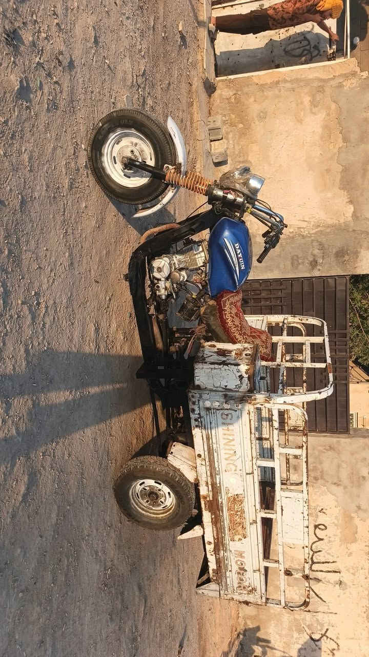 ستوتة لبيع سعر ٨٠٠ فيها مجال ***********

