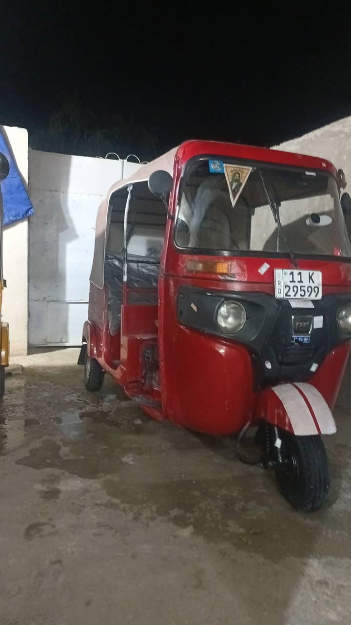 سلام عليكم ورحمه الله وبركاته تكتك للبيع موديل 18 شهر 12 رقم وسنوية رقم نكليزي تحويل مباشر العنوان بغداد الحسينيه المعامل وتساب فقط ***********
