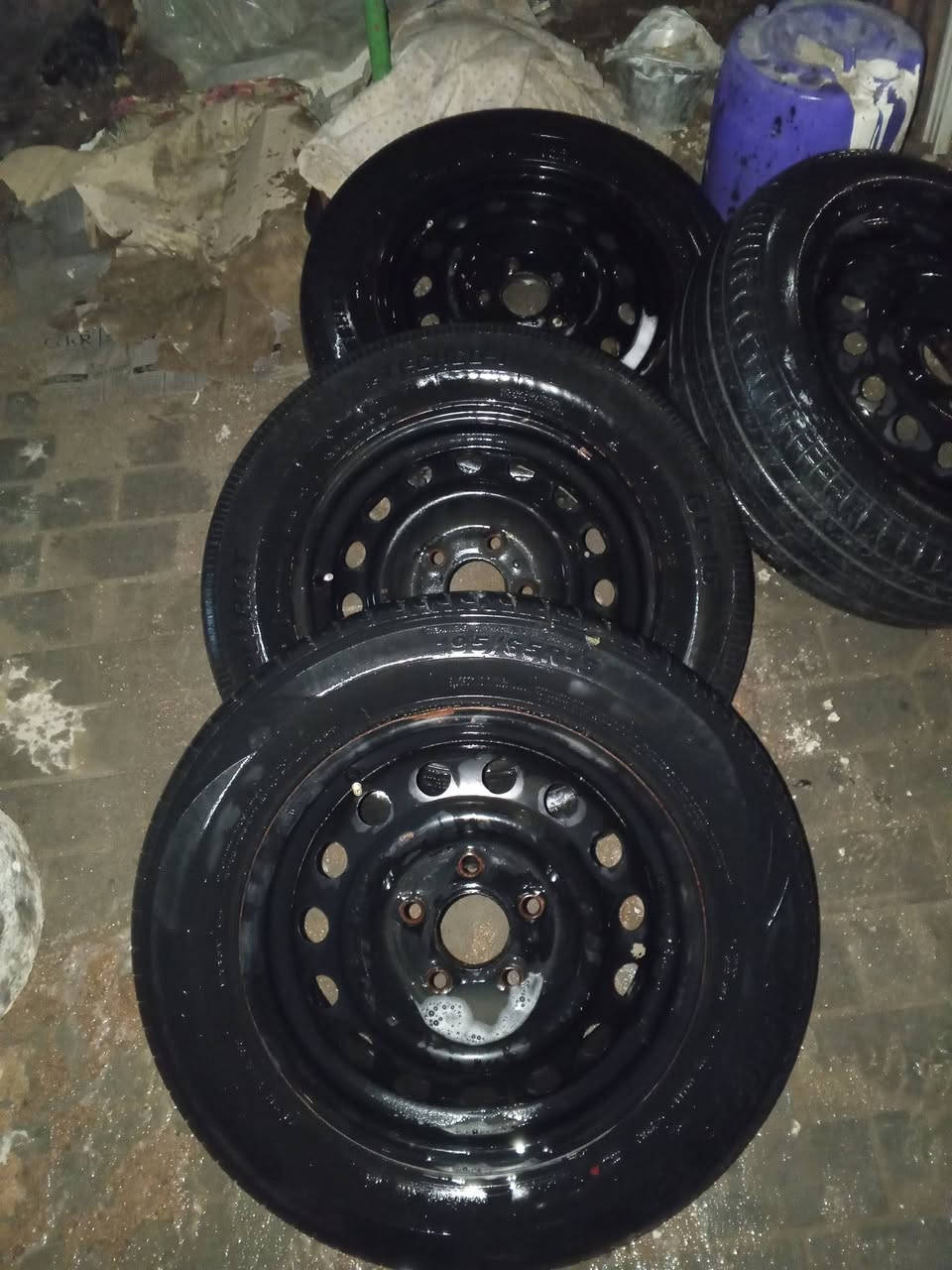 يالله تخم تاير نص ونص . 195/65R15
مكاني ناصريه مركز ١٠٠بيهن مجال ***********
