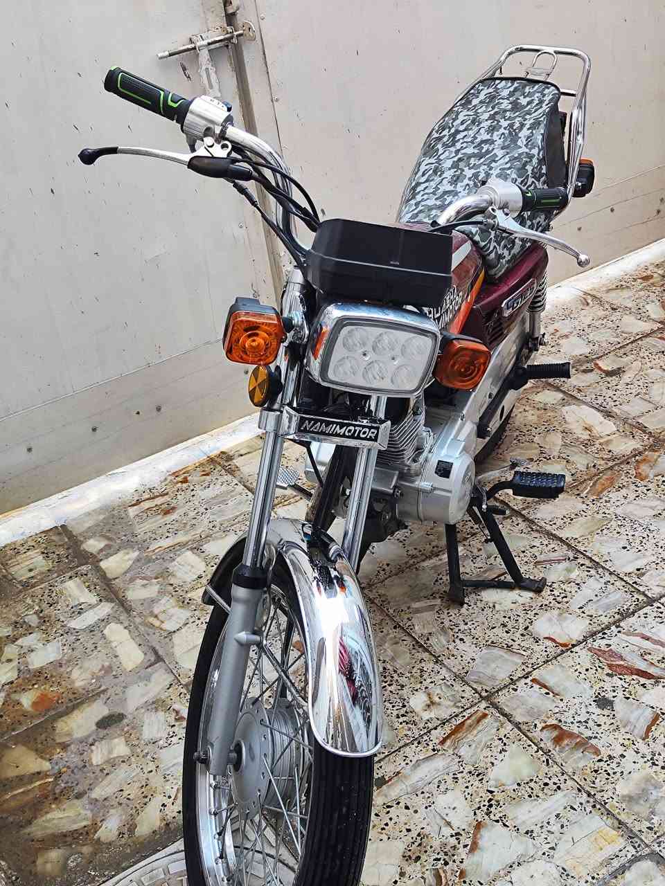 السلام عليكم
دراجة 4 كير نامة شركة هوشا اصولي (عندي سنوية بأسمي) رقمتها قبل سنتين 
وكيلها العارضي اني مطلعها من الوكيل 
موديل 2021
دراجة حلوة نظيفة ماماشيه هواي اروح لدوام وارجع
مره بوش الهندر فانفتحت تبدل فقط الشفت مال هندر 
والكيج مال سرعة عاطل

السعر 800 الف  
مكاني الكوفة 
***********
