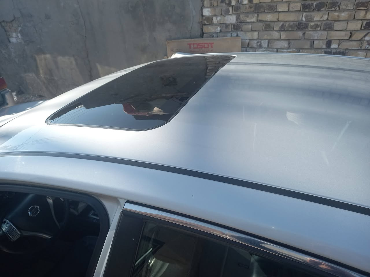 نيسان التيما موديل 2016 فول واحد على واحد رقم سليمانيه بسمي للبيع فقط الحادث موضح بصور صور للحادث بأمريكا وصار حادث خفيف بيها عندي هم الوضع بين البيبان  السعر 130 وبيها مجال مكان السياره بابل مركز المدينة اي استفسار على رقم ***********
