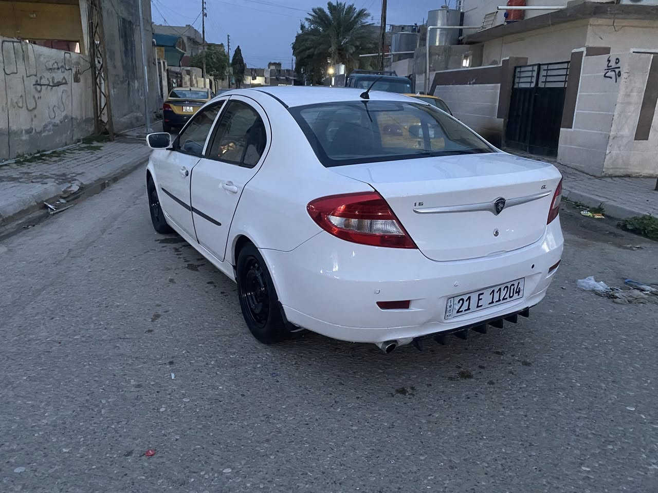 السلام عليكم برتون ٢٠١١ رقم سليمانيه دولي سنويه جديد لحد ٣١ سياره جاهزه بدون اي نواقص بدون ضربه بدون صبغ سياره مكفوله من الدعاميه للدعاميه محرك كير صدر تاير كله بالشرط السعر ٥٢ او بي مجال للشراي
العنوان كركوك
***********
