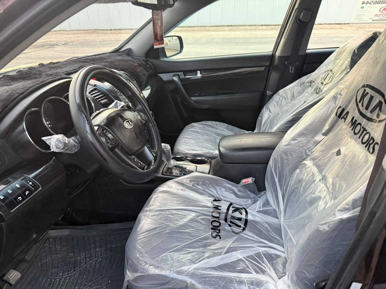 تحيه طيبه.....
سورنتو موديل 12 وارد امريكي 
مكينه 2400
مكينه كير حداديه تبريد تدفئه جاهزه 
قطعه بنيد صبغ فقط وقطعه كلير 
رقم بغداد مميز انگليزي بأسمي سنويه لل2031
السعر 124$
مكان الصويرة  اتصل اتصل👇👇
***********
