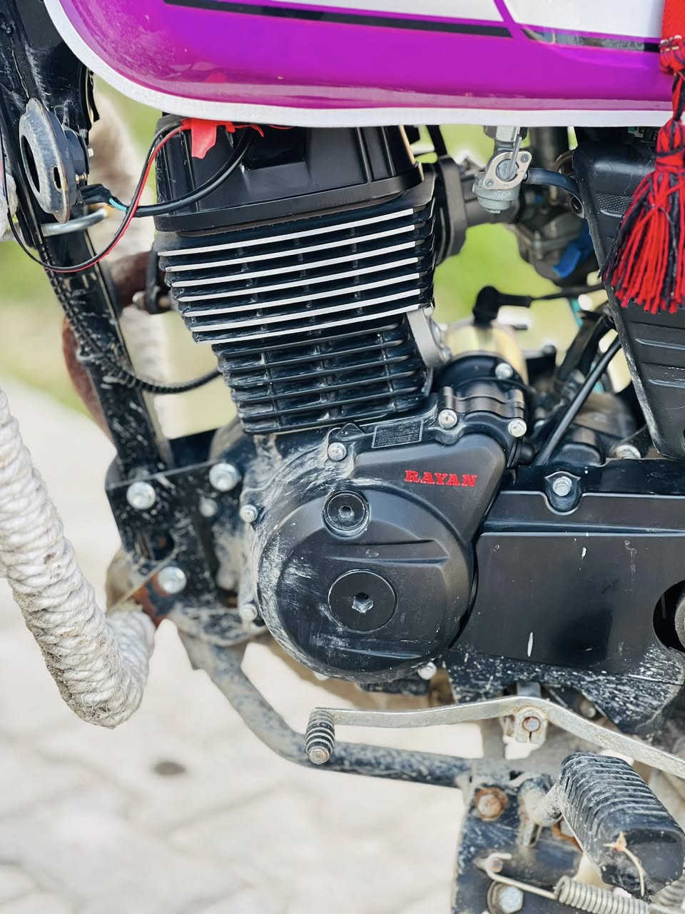 سلام عليكم 🫡
نوع الدراجه— دايون نفخ 
مديل—2023
لون الدراجه—بنفسجي
الدراجه—اوراق اصولي
حجم المكينه—200
مابيها نقص برغي 
كير ومكينه—خير من الله 
الدراجه علا الوضع البلاد—و مرتبه ترتيب خفيف وحلو 
الدراجه—انضف من الصوره 
كلشي شغال بيها— كهرباىيات هورن اشاير بك لايت دشبول كامله مكمله
السعر—خاص 
المكان—كربلاء مستشفى 🏥 الكفيل 
الرقم—***********
