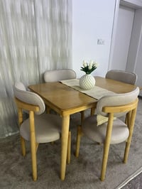 ترابيزة وكراسي • خشب أصلي • السليمانية