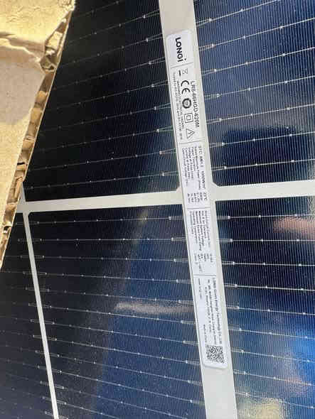 سلام عليكم اللواح لونجي 90.000 دينار فقط . 
610 واط 16 بازبار هيمو7 ضمان 25 سنه واصليه ميه بلميه
مو مال جبل ومدري اردني هذا صيني اصلي باركود وفلاش تيست 
العنوان / بابل - الحله - شارع القياده - الشاكرين 

***********
***********
