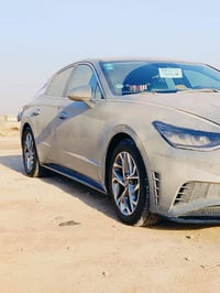 للبيع سوناتا موديل 2020 سعر خاص  رقمي  07759489435