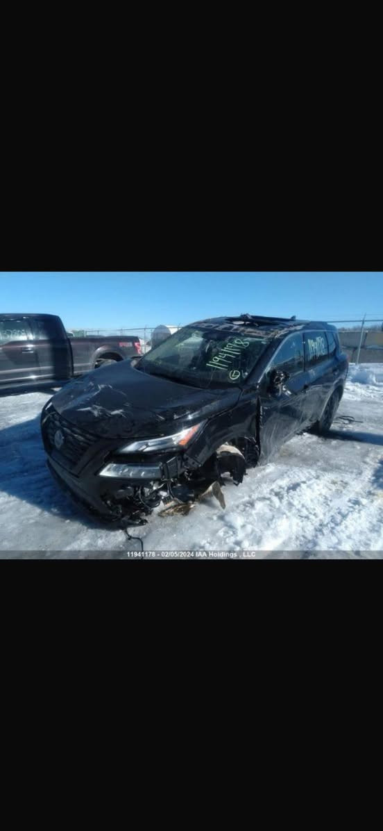 نيسان روج ٢٠٢٣
السياره ع حادثها 

سعرها 98 ورقه مع الكمرك

سياره فول sv

 مكان السياره بغداد الغزاليه

للاستفسار

 ***********
