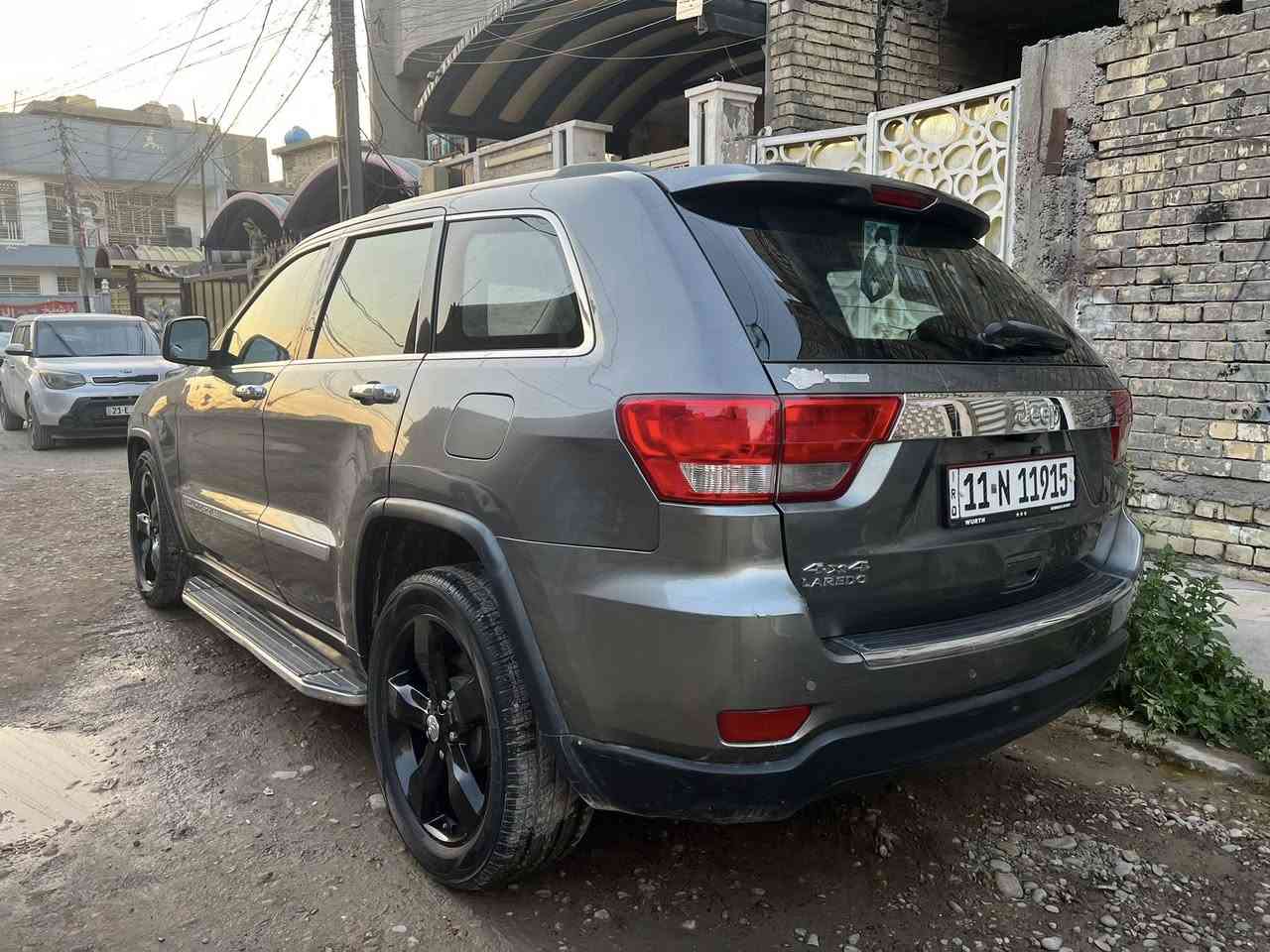 جيب كراند شيروكي ٢٠١٣اوفر لاند سياره جديده مابيهه لاضربه ولاصبغ داخله كلين بدون حادث بيهه فقط بارد كد شبر باب السايق وين ما يعجبك افحص من مكينه كير كشر مكانهه بلديات وسيارة احله من الصور تعجبك اتصل وتدلل السعر المطلوب ١٩٠وبيهه مجال قليل للاتصال***********
