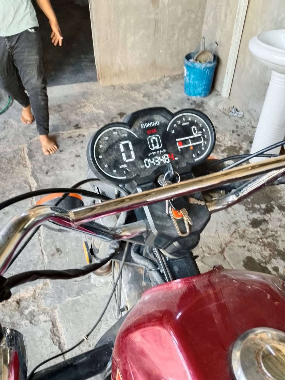 السلام عليكم دولفين للبيع موديل 23 طالعه 26 شهر 2اوراق أصولي السعر (3300)  ***********

