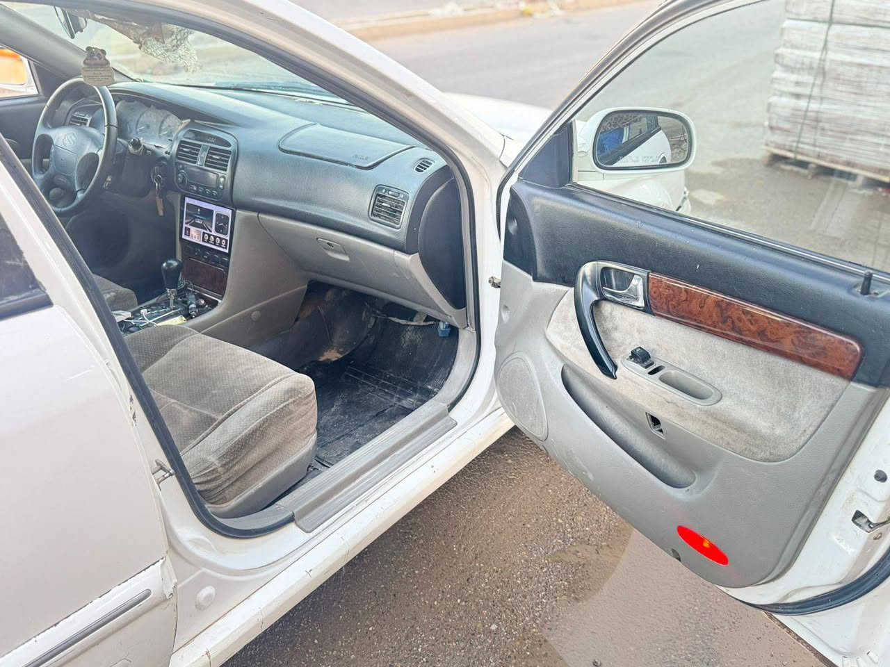 السلام عليكم
ساسوكي موديل 2005
رقم صلاح الدين تحويل مباششر

كير ومحرك كامري ابو الجف بلشرط ترايدك 200

تبريد +تدفه
سستم صوت
كامره امامي
كامره خلفيه
شاشه اندرويد
سنتر لوك
داخلها بلادي وكدام العين
صاج بلاد 

صدرت نص عمر وعندي المشط بي طكه

السعر 43 وبيها مجال

وحياكم الله )


**إذا كنت صاحب هذا الإعلان وتريد حذفه لأي سبب، رجاءا أرسل رسالة إلى الدعم الفني**