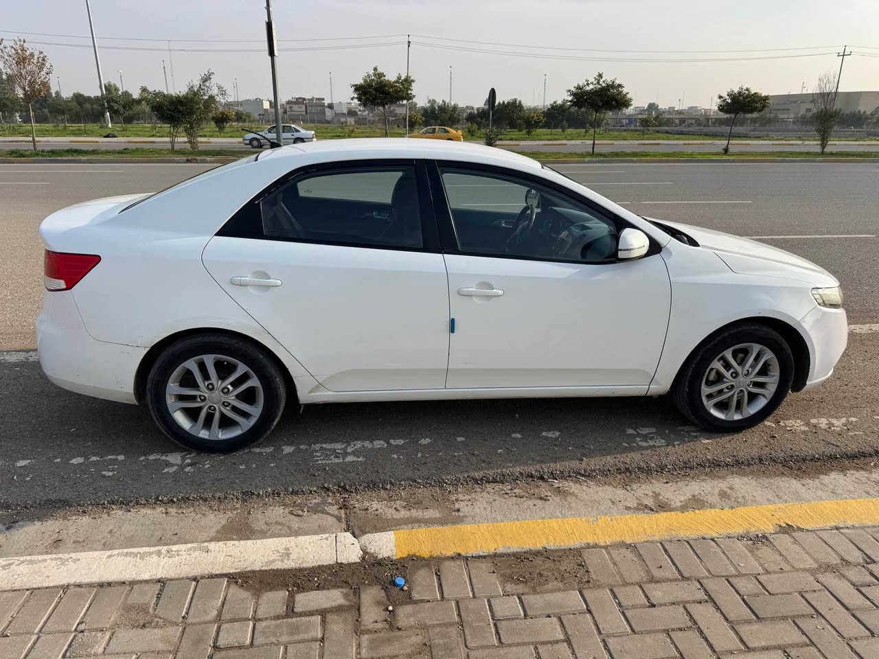 كيا سيراتو ٢٠١١ خليجي 

سياره كلين بدون صبغ  (ماشيه ٢٥٥ ) مواصفات مرايه شفت فوليوم ABS حساس خلفي مكينه وكير بالشرط  سنويه منتهيه تحويل وكاله بشرط مع دفتر بنزين  
 
مكان سياره كركوك
  
سعر ١٠٨

***********

*********** Singapore
