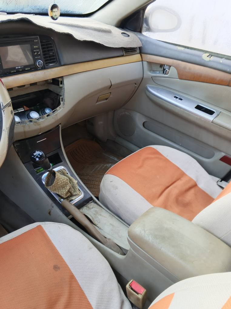 ليفان صيني حجم620مديل2011 
معامله كاملة باقيه بس هزه مصفره من كلشي اتعهدلك بل اصوليات والتحويل كير مكينه حلوات مابيهن شي حداديه نضيفه تخبل تخم تاير جديد جواها تبريد شغال وياها 3بيبان جدد وعينه وصطابات ب22وبيها مجال*********** البصرة, العراق
